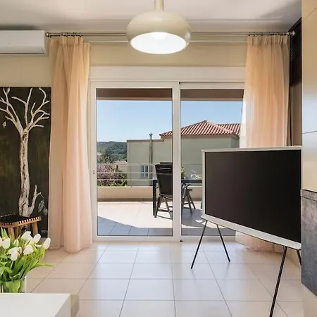 Charilena's Luxury Apartment *